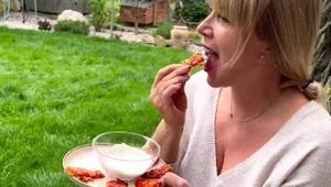 Čím nahradiť obľúbené, no nezdravé čipsy? Vyskúšajte chrumkavú dobrotu podľa Zuzky Vačkovej