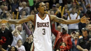 Jennigs s 55 bodmi prekonal nováčikovský klubový rekord Abdula Jabbara