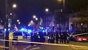 Londýn opäť na nohách! Auto vrazilo vo vysokej rýchlosti do ľudí