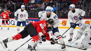 Kanaďania potvrdili svoju úlohu favorita. Zdolali Francúzov 5:0