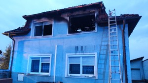 Tragédia pri Senci: Pri požiari rodinného domu prišli o život dve osoby