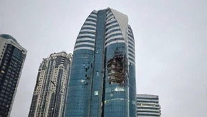 Ukrajinci zasiahli dronom mrakodrap bezpečnostnej rady v Čečensku