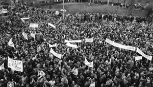 Exkluzívny prieskum pre TV JOJ: Ako sú ľudia spokojní s realitou po novembri 1989?