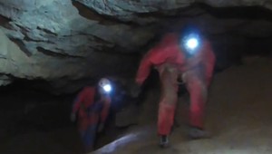 Obmedzenia sa končia aj v jaskyni mŕtvych netopierov