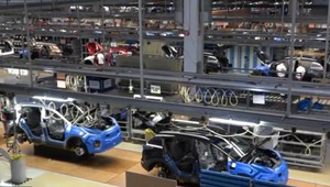 Kríza trápi aj automobilky: Náš najväčší zamestnávateľ musí odstaviť najdôležitejšiu časť výroby