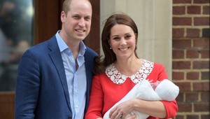 Naoko sa usmievali, v skutočnosti mali strach