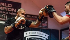 Rytmusa očarili bojové športy: Trénuje so šampiónom Attilom Véghom!