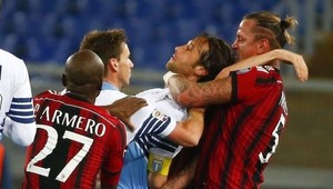 Mexés si za škrtenie Mauriho nezahrá v štyroch dueloch