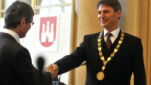 Nový bratislavský primátor Ivo Nesrovnal prebral úrad