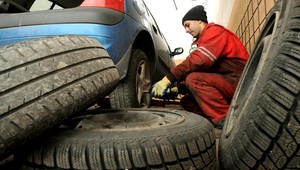 SERVISNÁ TÉMA. S prezúvaním áut ešte počkajte, tu je dôvod