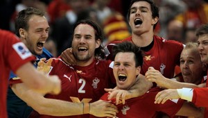 Prvými finalistami ME Dáni, Španielov zdolali o gól