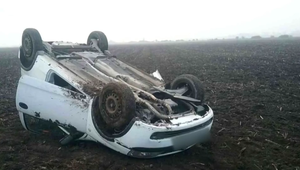 Vodička nezvládla zákrutu a vyletela z cesty