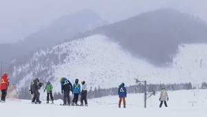 VIDEO: Žiaci zo Ždiaru majú unikátne hodiny telesnej výchovy. Telocvičňu vymenili za svah