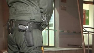 Trojica mužov plánovala bombový útok na banku