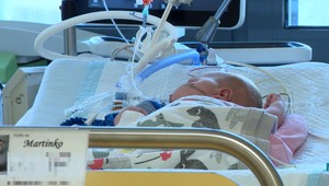 Trojmesačnému chlapčekovi zlyhalo srdce a urgentne potreboval nové. Transplantovali mu ho v Bratislave