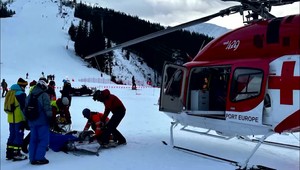 Horskí záchranári mali plné ruky práce. Zrazili sa dvaja lyžiari a na inom mieste padla veľká lavína