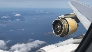 VIDEO: Lietadlu sa počas letu rozpadol motor. Muselo núdzovo pristáť