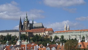 Praha príde o Karlov most. Je to viac ako možné!