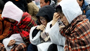 Potápači z vraku juhokórejského trajektu vyprostili 16 mŕtvych