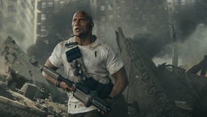 Názor Kinosály: Besnenie. Štyria scenáristi na tomto filme urobili zbytočný zmätok