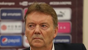 Podpredseda Českej futbalovej asociácie v putách