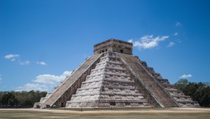 Objavili tisíce starovekých mayských pyramíd ukrytých v džungli