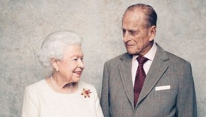 Alžbeta II. oslavuje platinovú svadbu s Philipom, ide najdlhšie manželstvo v monarchii