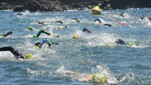 Počas svetového šampionátu zomreli dvaja triatlonisti