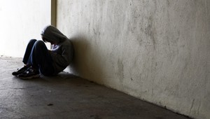 Sexuálny zvrhlík obťažuje chlapcov v Šamoríne!