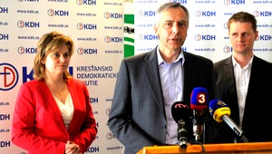 Minister školstva opakovane zavádza verejnosť, tvrdí KDH