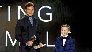 Jamie Dornan pri preberaní ocenenia spomenul aj Ukrajinu! S čím ju porovnal?
