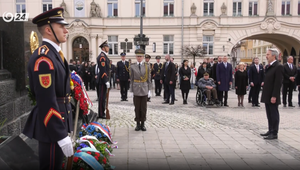Pietny akt kladenia vencov pri príležitosti 81. výročia oslobodenia Banskej Bystrice