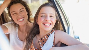 Máte sestru? Vďaka nej budete lepší a šťastnejší, tvrdia vedci!