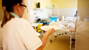 Nemocnica v Prešove prijíma nových pracovníkov, chýba v nej takmer 200 sestier