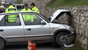 Miro (†20) zomrel po náraze do múru, nemal vodičák