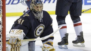 Gól Zdena Cháru, Jaroslav Halák treťou hviezdou zápasu