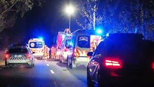 Tragická naháňačka s migrantmi. Vodič unikal policajtom, no za cenu životov