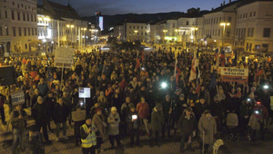 Ďalší protest v Banskej Bystrici: Ľudia vyjadrili nespokojnosť s vládnutím koalície