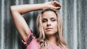 Pred rokom boli ľudia z jej stromčeka úplne nadšení: Čo poviete na ten aktuálny?