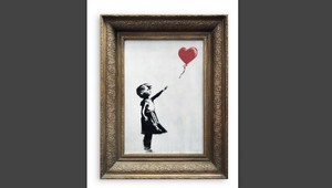 Odklepli predaj Banksyho diela za viac ako milión eur. Krátko na to sa samo skartovalo