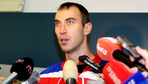 Handzuš chce pomôcť Bystrici, Slovan Cháru nekontaktoval