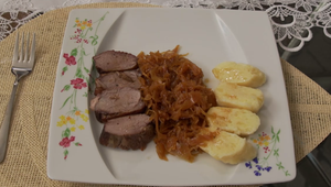 Hlavné jedlo: Ani podprsenku nemusia nosiť