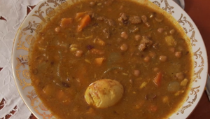 Hlavné jedlo: Čolent