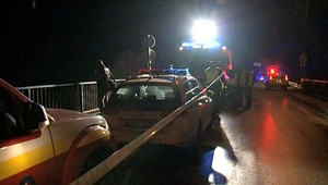 Dvaja chlapci si chceli skrátiť cestu cez zamrznutú priehradu, utopili sa