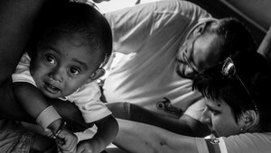 Plač o pomoc. Reportér TV JOJ Martin Krpač dostal za fotku z Filipín prvú cenu