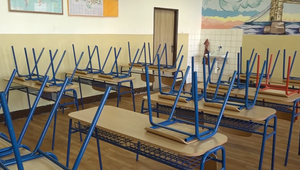 Polícia zasahuje: Študent sa vyhrážal zabíjaním mačetou, toto bol jeho dôvod