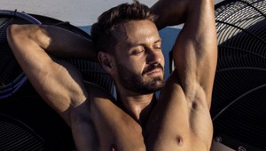 Zo slovenského herca bronzový kulturista! FOTKY, z ktorých vám bude horúco