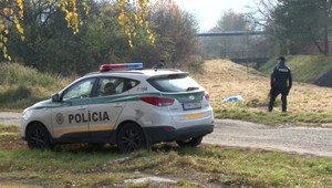 Nepríjemný pohľad pri rannej prechádzke. Mŕtve telo našli v potoku