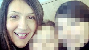 Aysha († 43) šla vyzdvihnúť dcéry do školy. Zomrela na moste