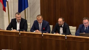 Poslanci prelomili prezidentovo veto a schválili zákon o zdravotnej starostlivosti